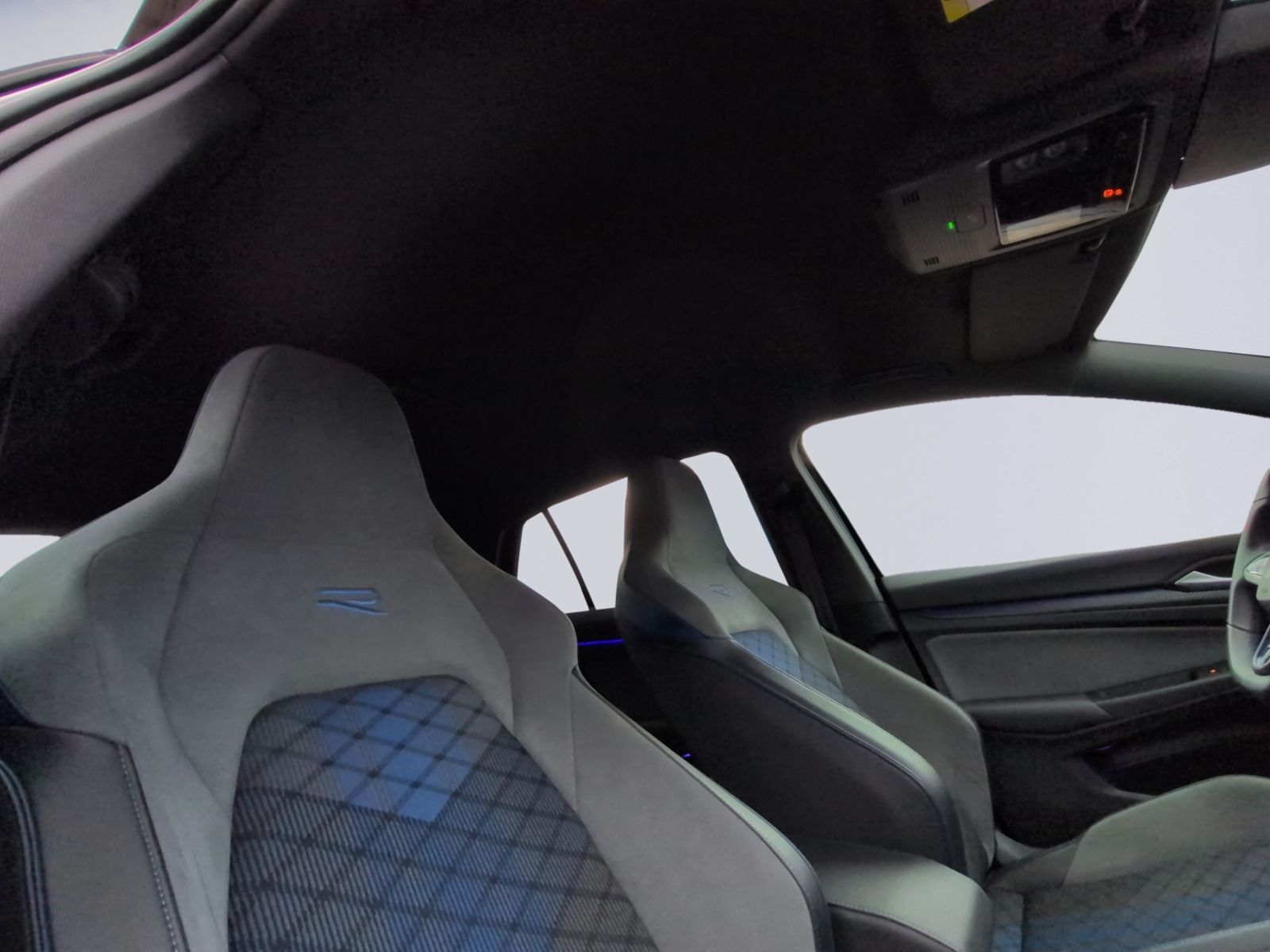 Golf VIII R DRIFT+AKRAPOVIC+VMAX.270KM/H