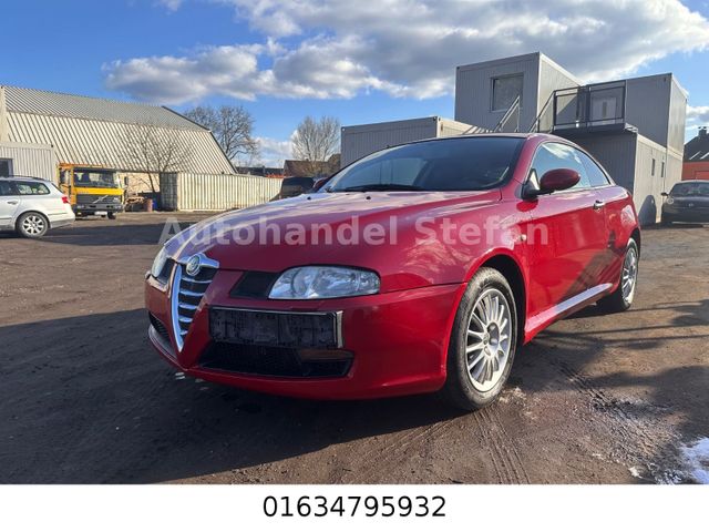 Alfa Romeo GT 1.9 JTD 16V M-Jet Sportiva