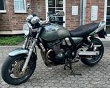 Suzuki GSX 750 AE Inazuma inkl. Tankrucksack und Gepäck - SUZUKI 2000