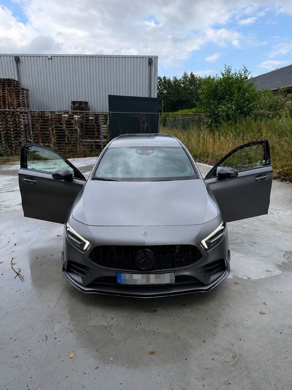 Image of Mercedes-Benz A 35 AMG