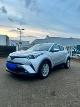 Toyota C-HR - Toyota C-HR Gebrauchtwagen in Berlin