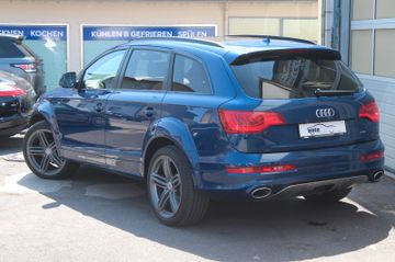 Audi Q7 - 7