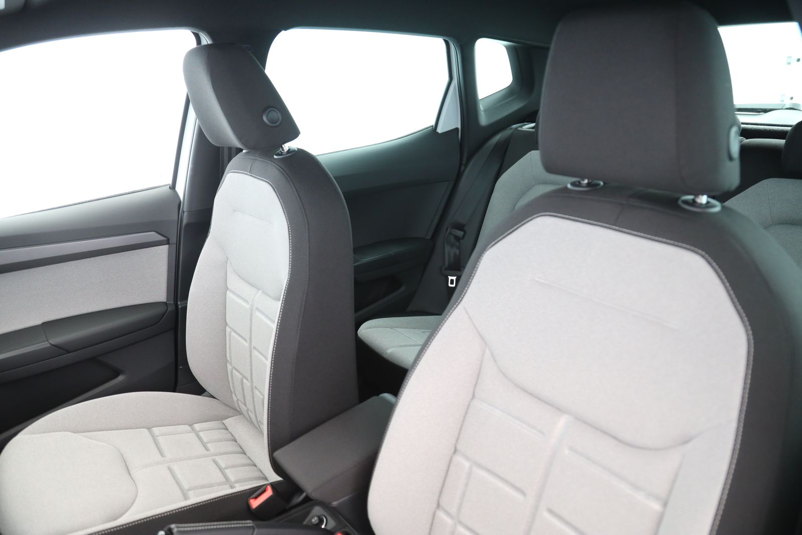 Seat Arona - Bild 12