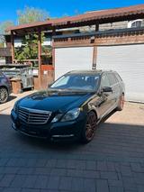 Mercedes-Benz Mercedes Benz E 500 W212 5.5l m273 V8 Benz... - Mercedes-Benz E 500 in Frankfurt (Main)