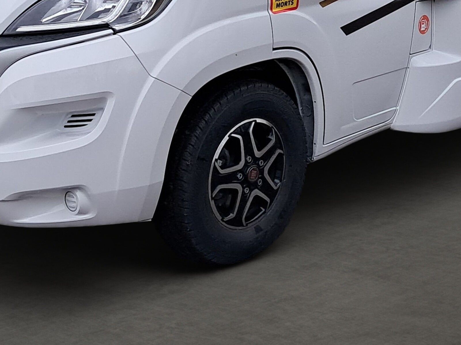 Fahrzeugabbildung Eura Mobil Activa One AO 690 HB Mark/Navi/SAT/TV/Solar/Fahr