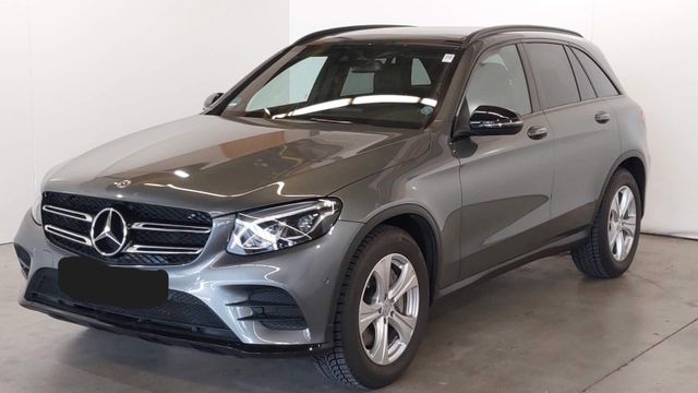 Mercedes-Benz GLC 250 4Matic AMG LED Kamera Pano Leder