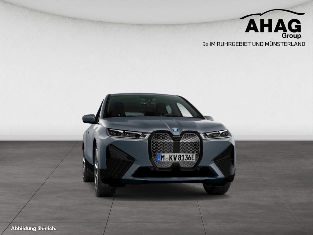 BMW iX - Bild 10