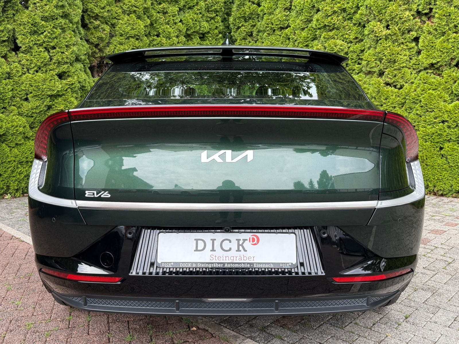 Fahrzeugabbildung Kia EV6 77,4 kWh 2WD WÄPU+CCS+NAV+KAM+AMBI+LEDER+SHZ