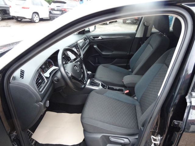 Fahrzeugabbildung Volkswagen T-Roc IQ.DRIVE/1.Hd/AHK/Pano/Navi/Kamera