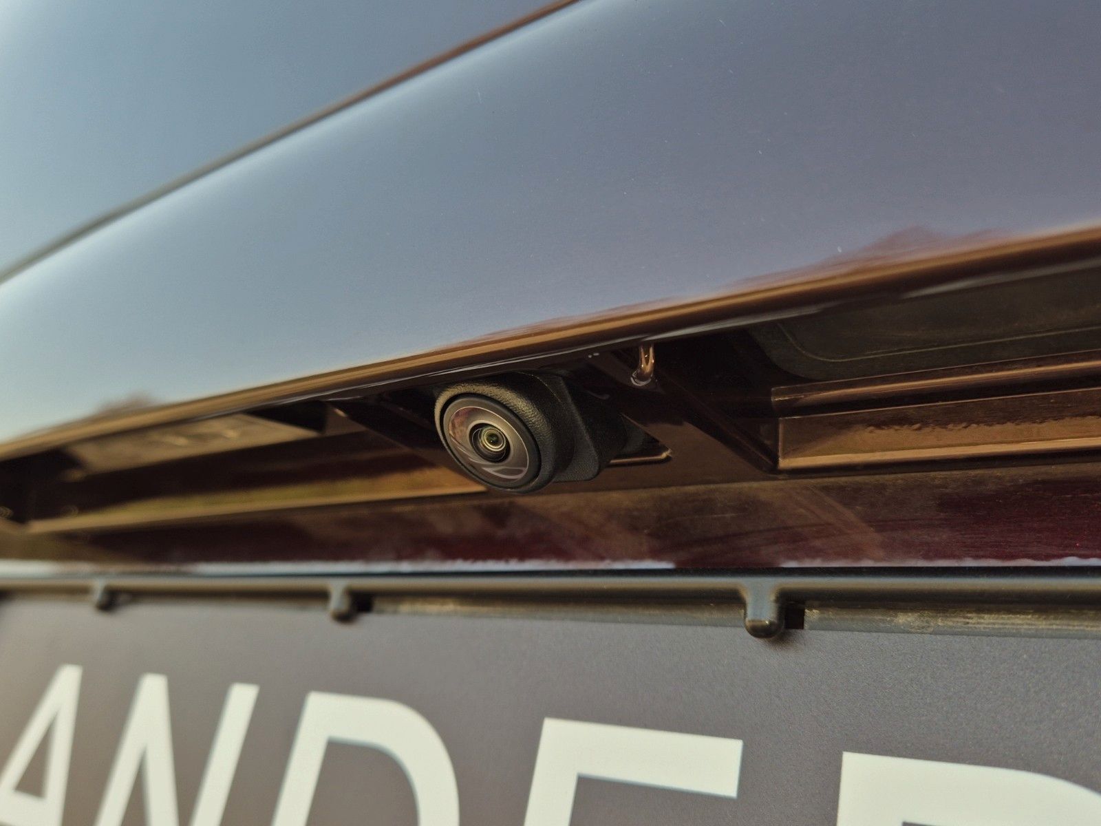 Fahrzeugabbildung Mercedes-Benz T-180 AUTOMATIK KAM LEDER NAVI LED ALLWETTER