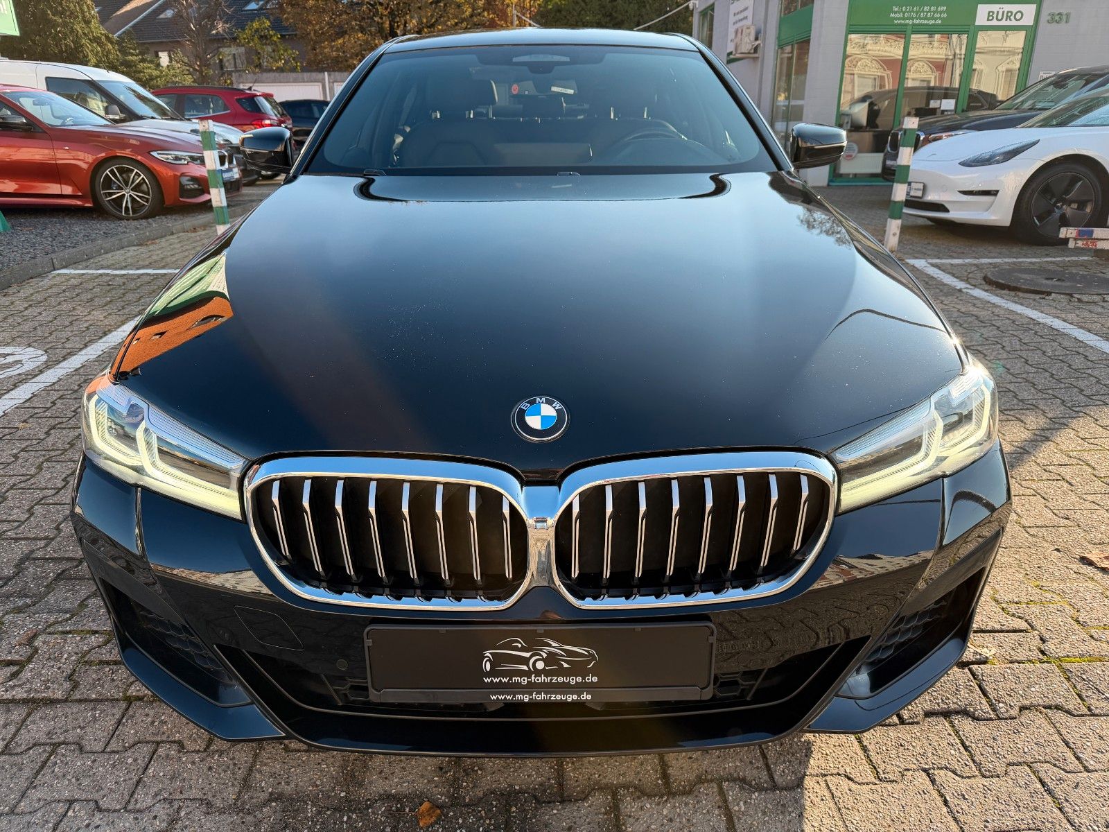 Fahrzeugabbildung BMW 530 d xDrive M SPORTPAKET STANDHEIZUNG KAMERA