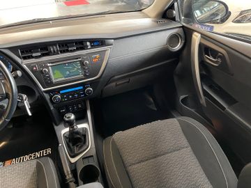 Toyota Auris Life+ Lim. 1.6 Edition *AHK*KAMERA*KLIMAA.