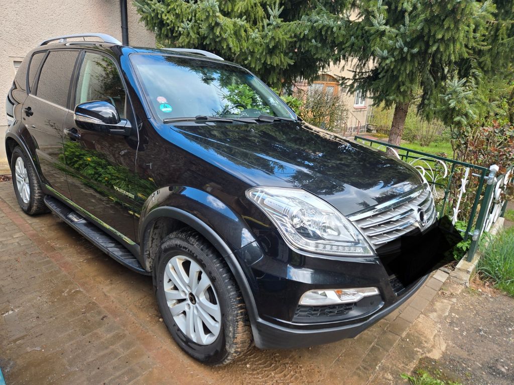 Image of Ssangyong REXTON