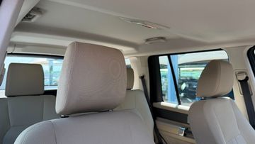 Land-Rover Discovery - 4