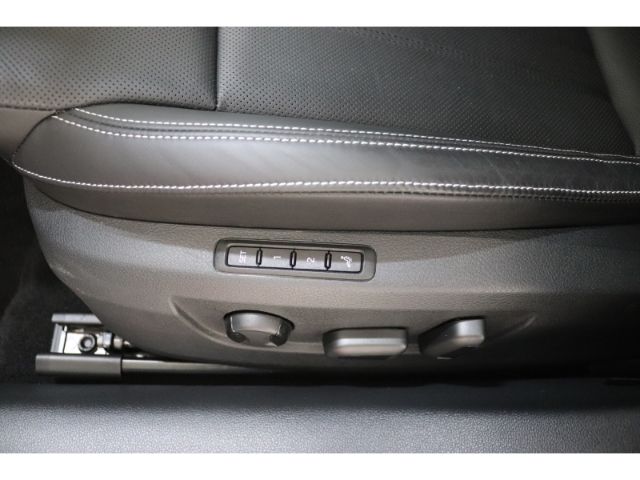 Superb COMBI PREMIUM EDITION DSG+NAVI+LEDER+SITZ