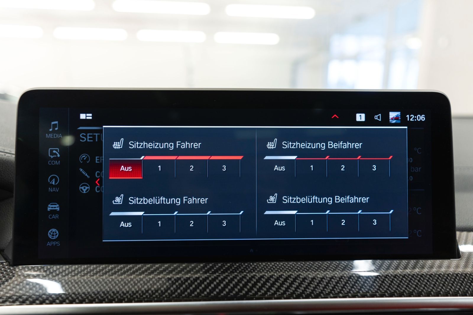 Fahrzeugabbildung BMW X4 M COMPETITION ACC H&K HUD LED 360°