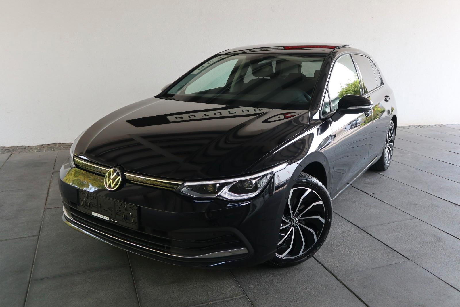 Volkswagen Golf VIII Lim. Active 1.5 eTSI DSG*Pano*H&K*ACC