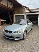 BMW E60 M5 V10 507PS RHD - BMW M5: E60
