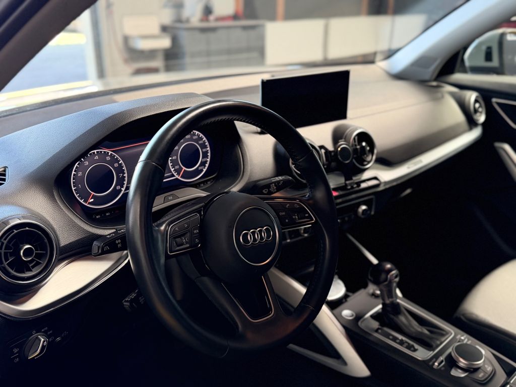 AUDI Q2 35 TFSI/SPORT/VIRTUELLES/ACC/LED AUDI Q2 35 TFSI/SPORT/VIRTUELLES/ACC/LED