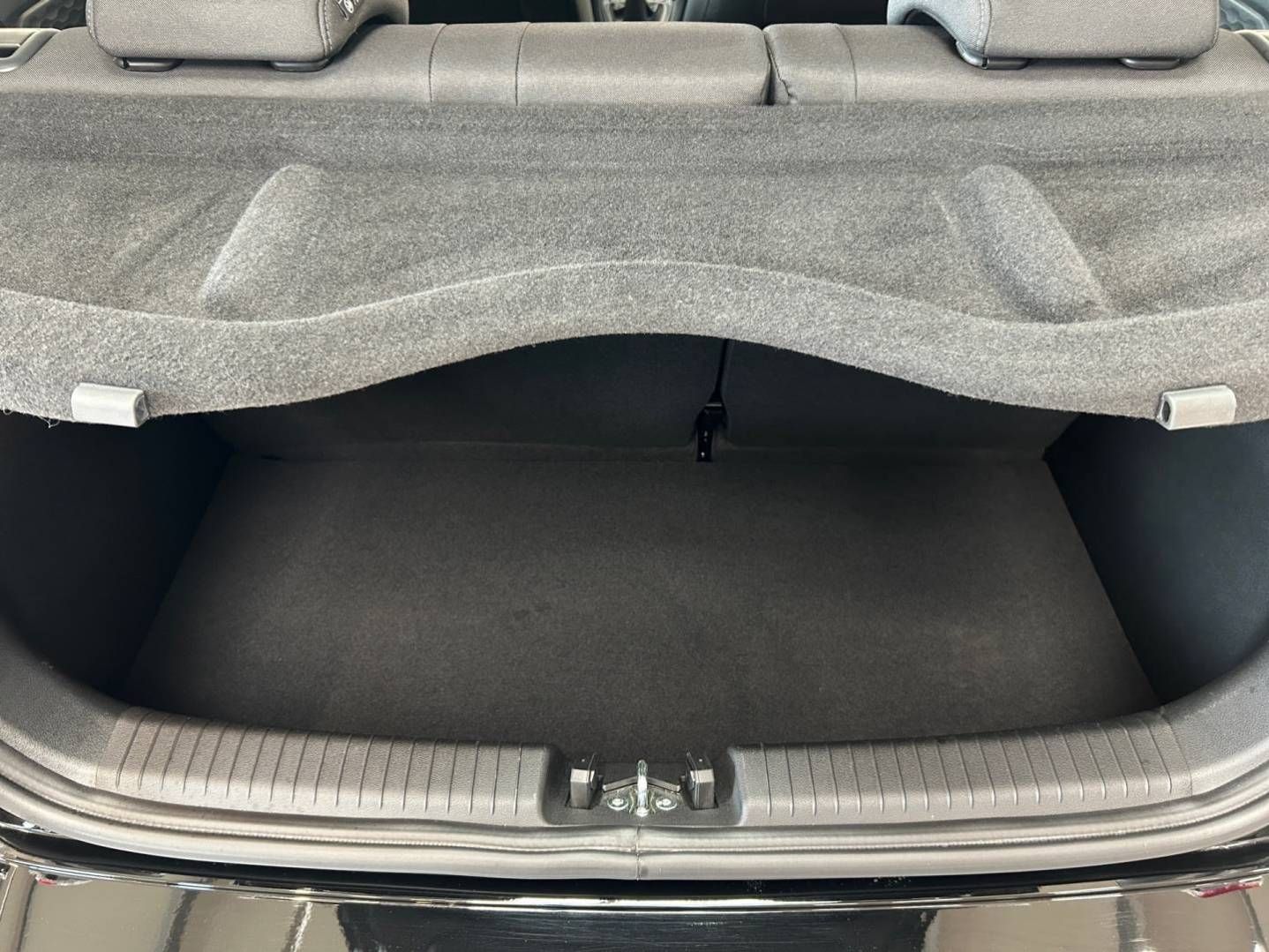 Fahrzeugabbildung Hyundai i10 FL 1.0 Benzin (63 PS) | Apple CarPlay u. And