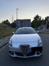 Alfa Romeo Giulietta 1.6 JTDM 105 PS Diesel DNA Fahrmodi - Alfa Romeo Giulietta: Ps