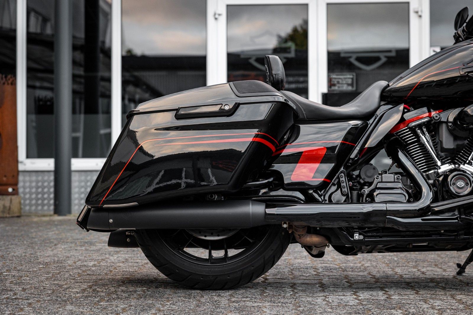 Fahrzeugabbildung Harley-Davidson CVO ROAD GLIDE 117 FLTRXSE - Kesstech -