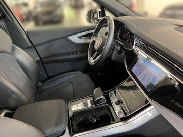 Audi Q7 - 12