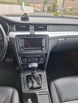Skoda Superb 2.0 TDI DSG Elegance Combi Elegance - Skoda Superb aus 2012