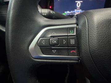 Jeep Compass Altitude Mild-Hybrid AHK 360 Grad LED