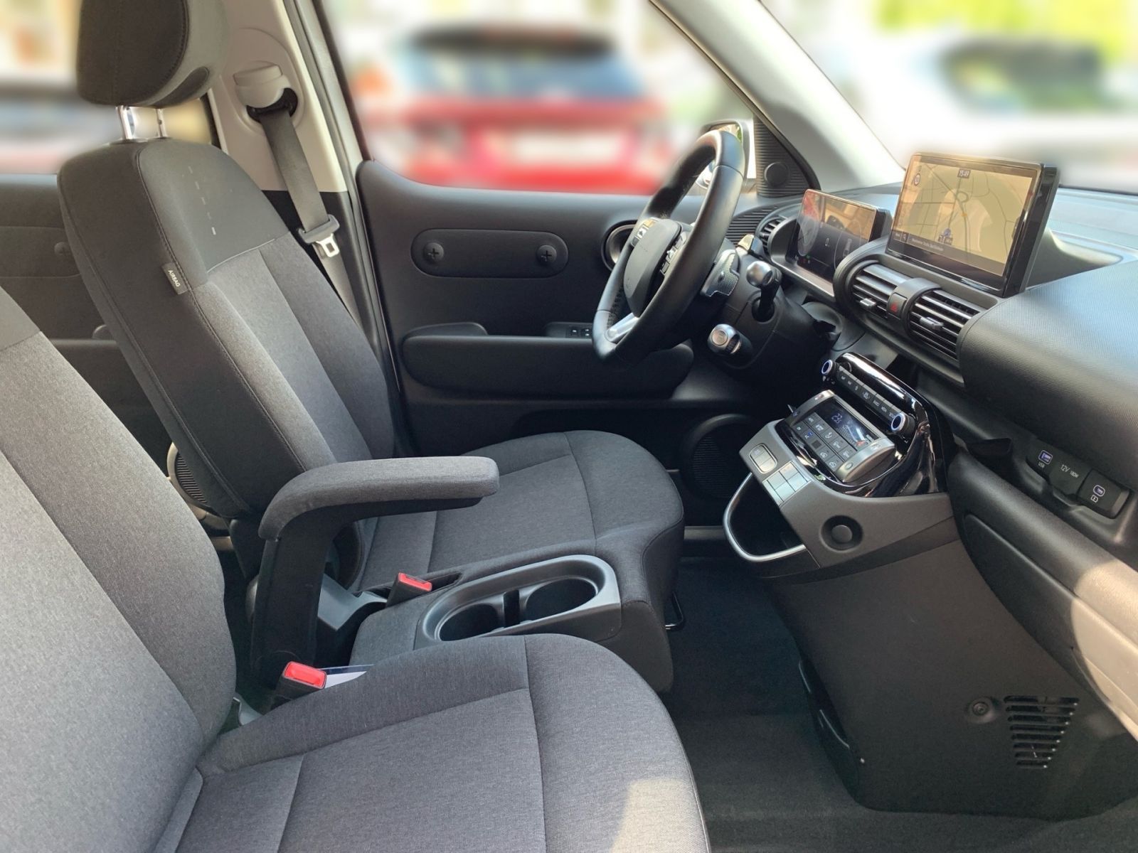 Fahrzeugabbildung Hyundai INSTER Trend Elektro 42 kWh Effizienz-Paket