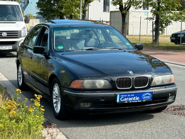 BMW 523i Shz/Schiebedach/Automatik Benzin/LPG