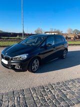 BMW 225i xDrive Active Tourer - BMW 225 aus 2014