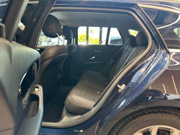 MYAUTOCENTER – Gebraucht- und Jahreswagen mit Werkstattservice in Pfaffenhofen Mercedes-Benz C 180 BlueTec d *Avantgarde*LED*Navi*TÜV*
