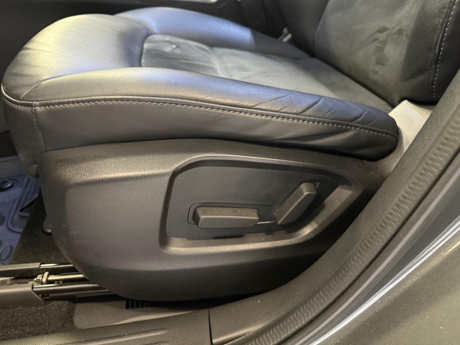 Fahrzeugabbildung Mazda CX-5 Edition 100 AWD/ SCHECKHEFT/AHK/8.FACH