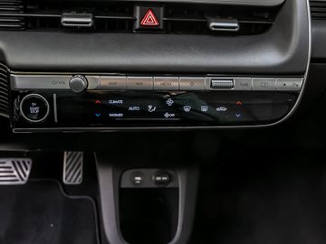 Hyundai Ioniq 5 Uniq Elektro 4WD Autobahnassistent Leder