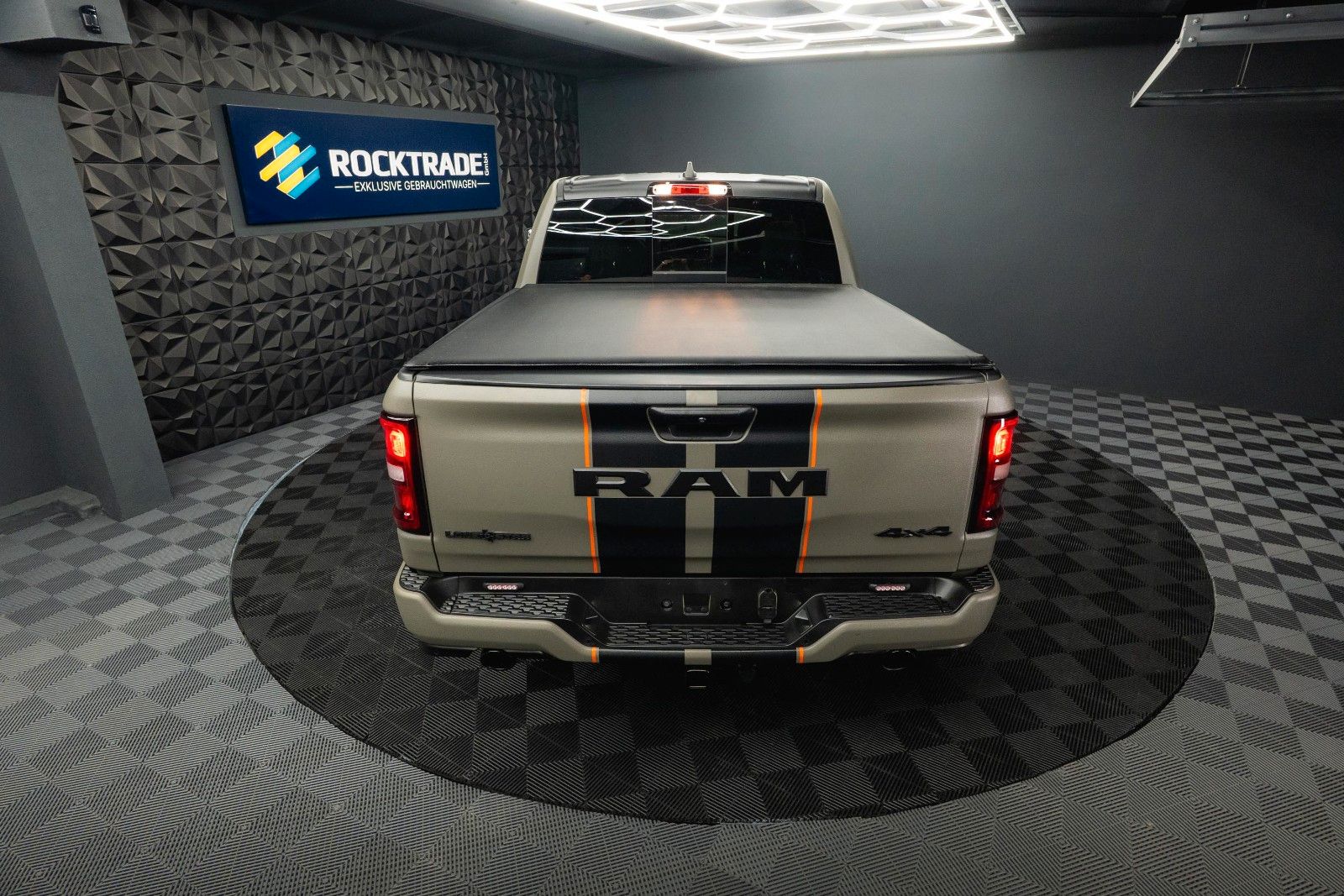 Fahrzeugabbildung Dodge RAM 3.0 MY 25 TWIN TURBO Offroad RAPTOR ACC 19%