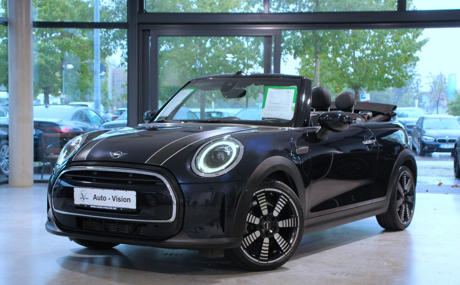MINI COOPER Cabrio (F57) MINI Yours Trim *LED*Sportsitze*KAM