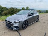 Vorschaubild Mercedes-Benz B 200 AMG/DISTRONIC/360/MULTIBEAM/MEMORY/PANORAM