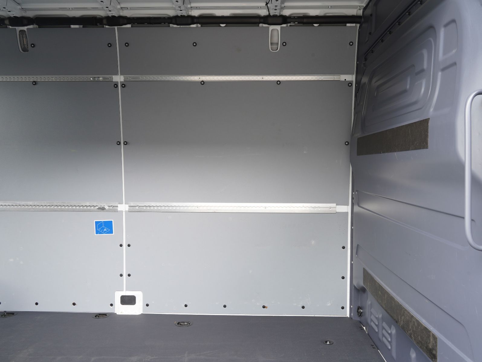 Fahrzeugabbildung Mercedes-Benz Sprinter III Kasten 311 CDI MAXI HOCH/LANG 4.325