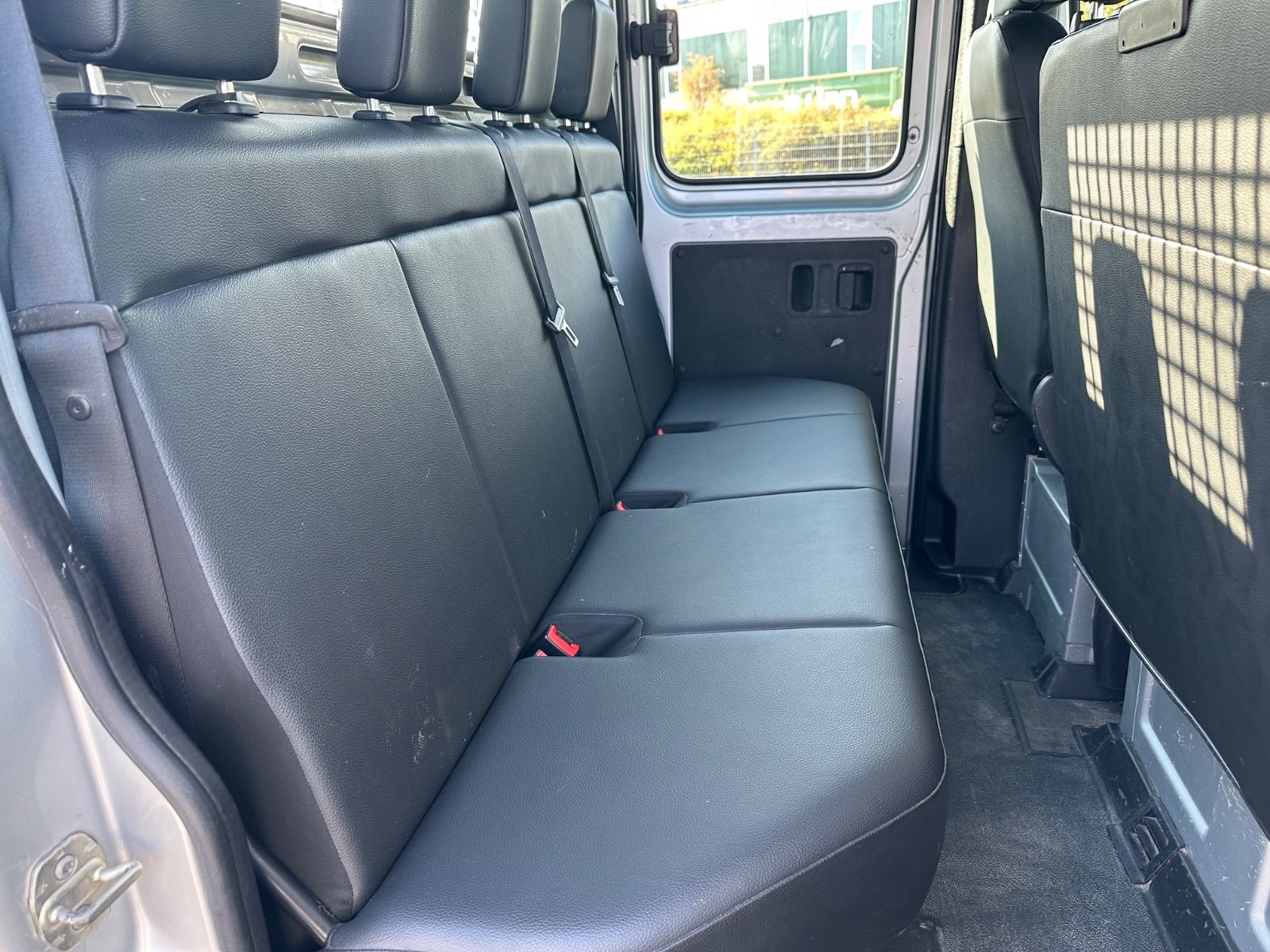 Fahrzeugabbildung Mercedes-Benz Sprinter III PritscheDoKa RWD317/7Sitze/Navi/AHK