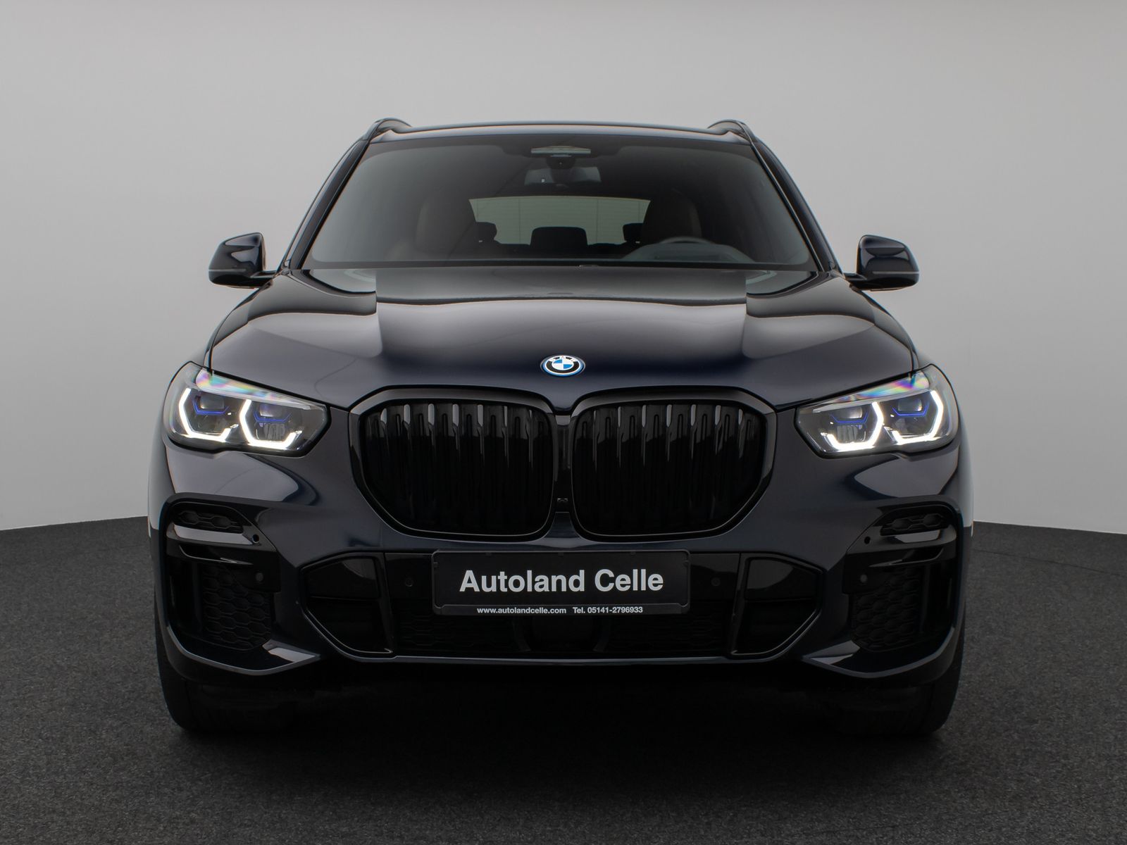 Fahrzeugabbildung BMW X5 xD45e M Sport Kamera Laser HUD DAB HiFi ACC