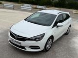 Opel Astra ST 1.5 Diesel 90kW Edition Automatik*NAVI* - Opel Astra mit Diesel-Antrieb: Kombi, Automatik, 1.9
