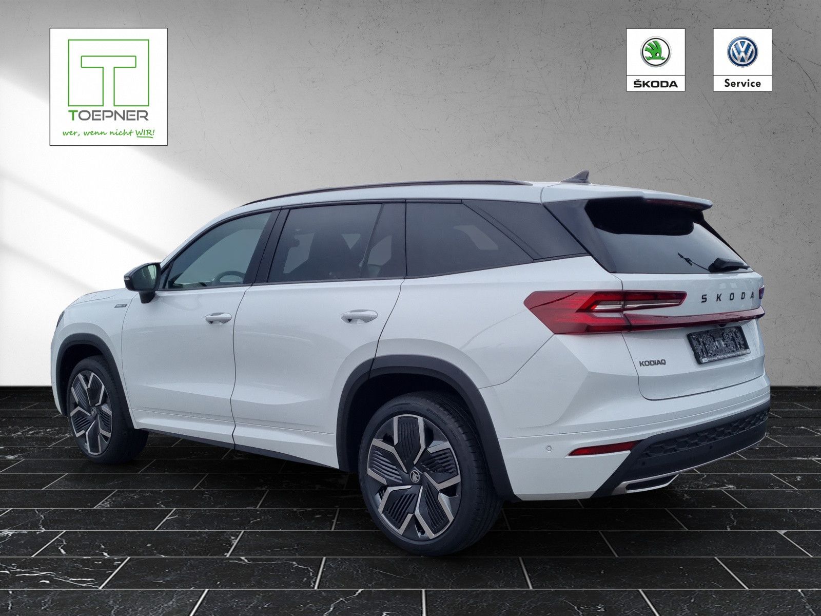 Fahrzeugabbildung SKODA Kodiaq Sportline 2.0 TDI DSG PANO AHK Licht-Info