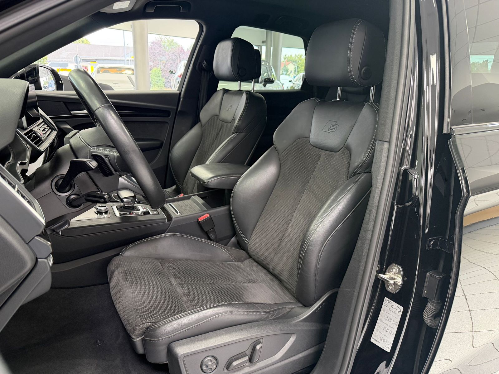 Audi SQ5 3.0 TDI quattro*STHZG*AHK*ACC*MATRIX*M-Ride* foto 12