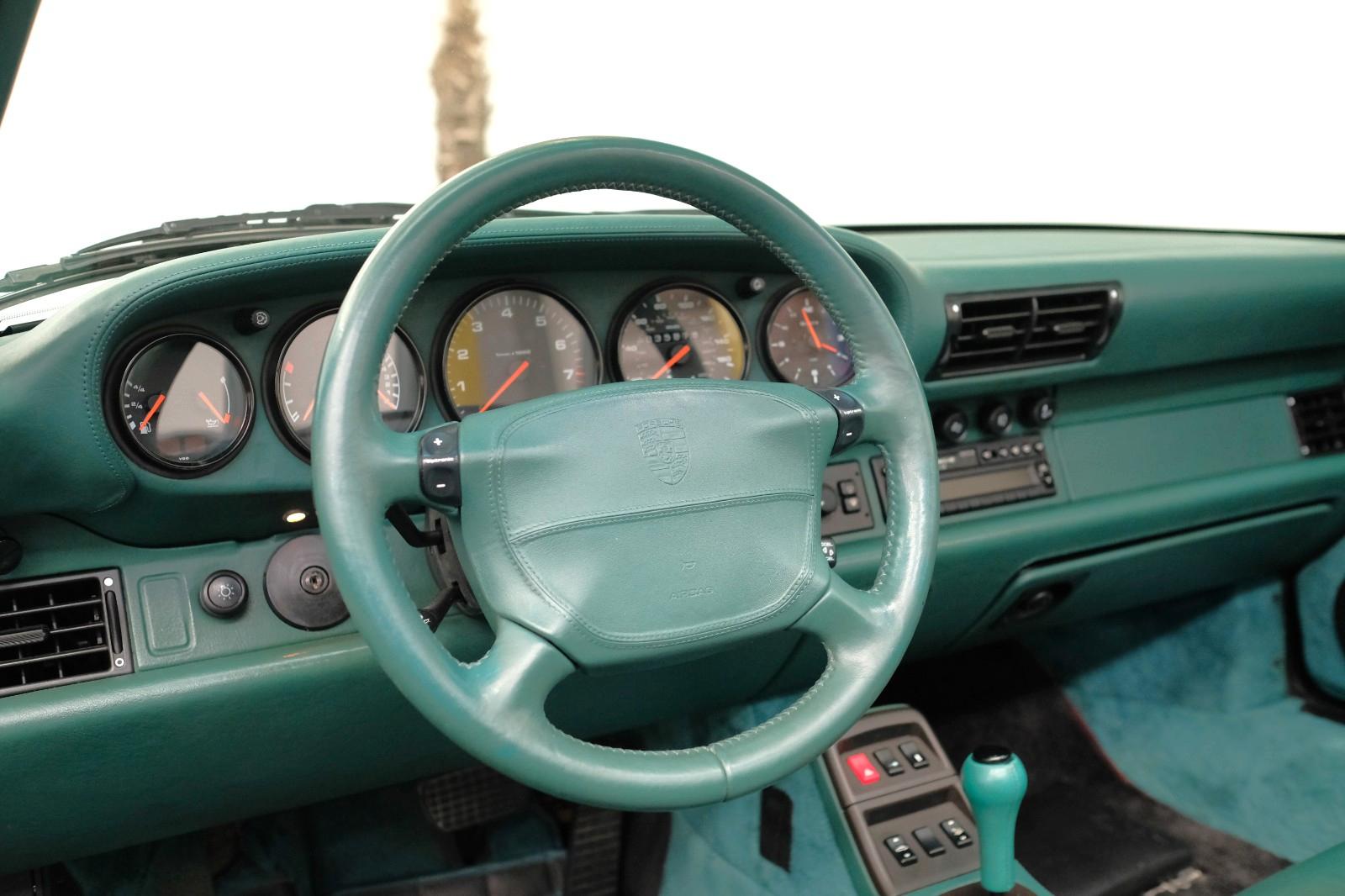 Porsche 993 Carrera/SONDERLACK/HISTORIE/18ZOLL