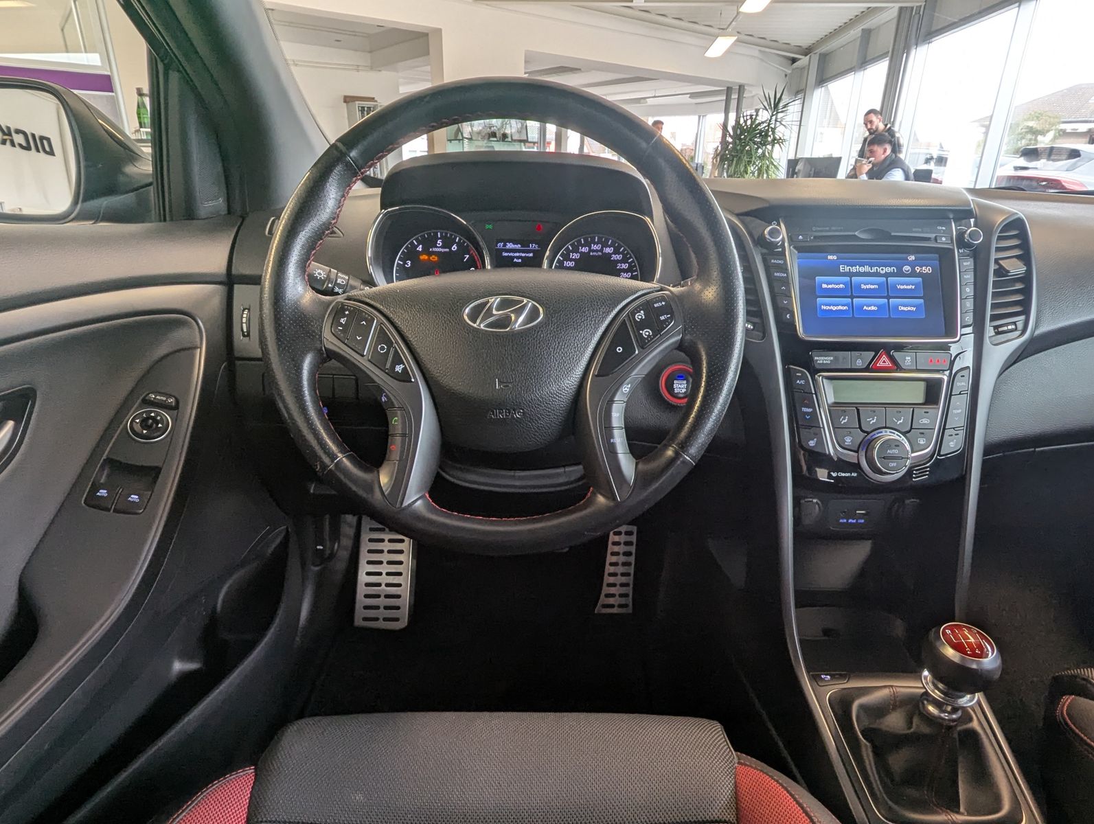 HYUNDAI i30 1.6 TGDI Turbo Navi Kamera T-Leder 18" - Image 14