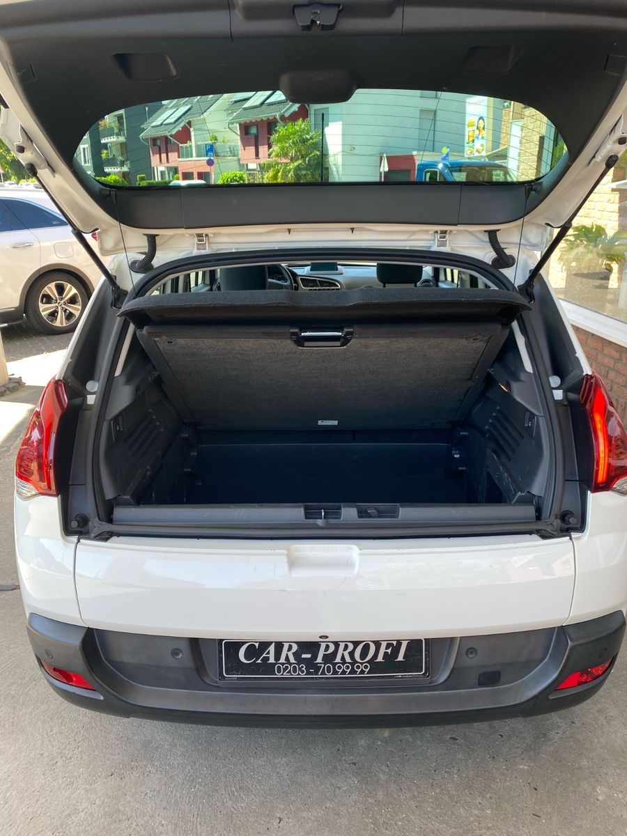 Fahrzeugabbildung Peugeot 3008 Active Autom.  Navi/Panorama/Kamera/1.Hand