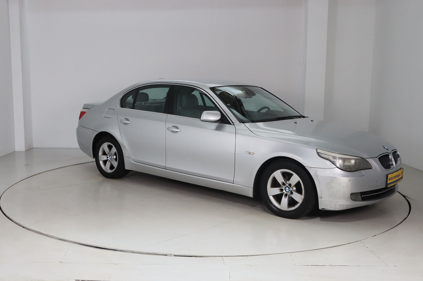 Fahrzeugabbildung BMW 523 i * Sitzhzg. * Klimaautomatik * PDC