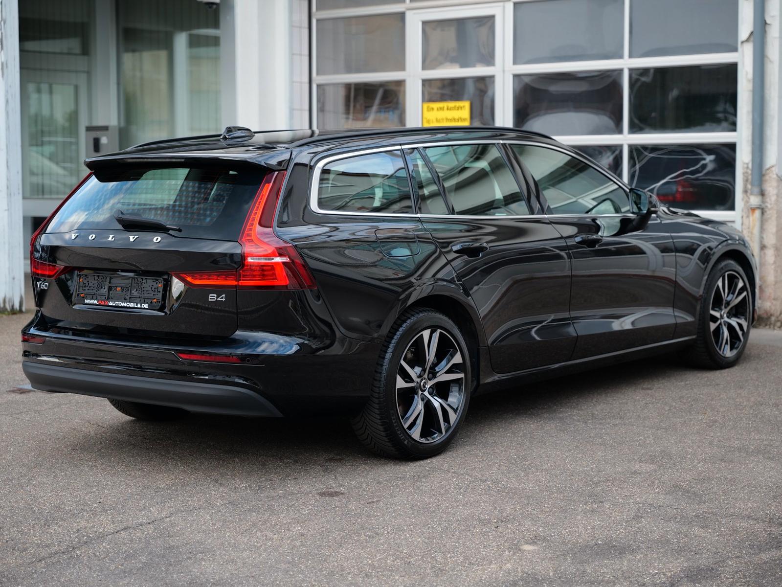 Volvo V60 B4 Core LEDER+NAVI+4xSHZ+KEYLESS+PDC+CAM, миниатюра 7