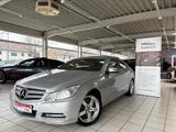 Mercedes-Benz E 350 CGI Coupe Avantgarde Sitzheizung PDC - gebrauchte Mercedes-Benz E 350 aus dem Jahr 2011